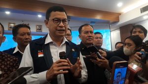 Kepala BPOM RI, Taruna Ikrar, bersama dengan jajaran BPOM, Jakarta, Jumat, 21/2/2025 | Novia Suhari/Forum Keadilan