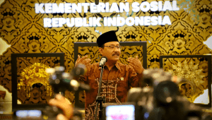 Menteri Sosial (Mensos) Saifullah Yusuf (Gus Ipul) memberikan keterangan pers di Kantor Kemensos, Jakarta, Selasa, 11/2/2025. | Dok Humas Kemensos RI