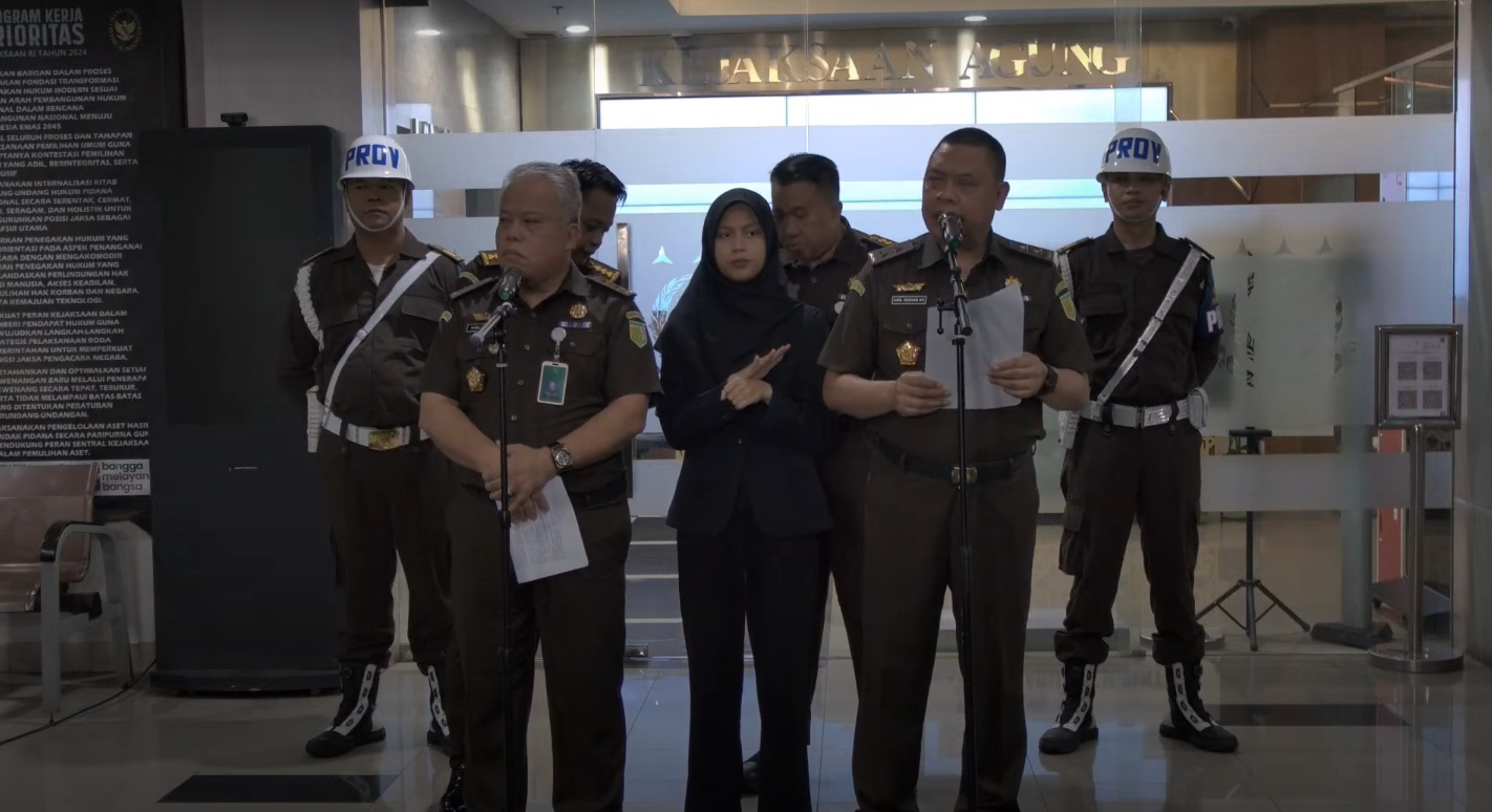 Kejagung Tetapkan 7 Tersangka Dalam Kasus Korupsi Tata Kelola Minyak