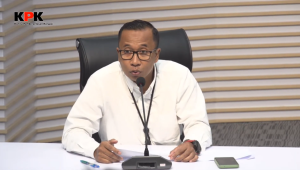 Pelaksana Tugas Direktur Penyidikan KPK Budi Sukmo dalam konferensi pers, Senin, 3/3/2025 | YouTube KPK RI