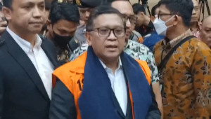 Sekjen PDIP Hasto Kristiyanto saat hadiri sidang pertama di PN Tipikor Jakarta Pusat, Jumat, 14/3/2025 | Syahrul Baihaqi/Forum Keadilan