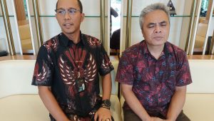 Ketua Serikat Pekerja Pegadaian Mufri Yandi bersama Sekjen Serikat Pekerja Pegadaian Joko Mulyono. | Ist