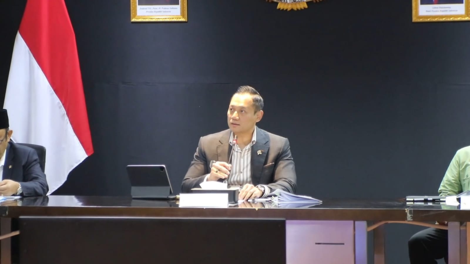 AHY Pilih Strategi Paralel Tangani Masalah Pesisir Utara Jawa
