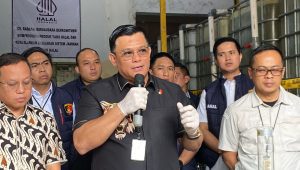 Dirreskrimsus Polda Metro Jaya, Kombes Pol Ade Safri Simanjuntak, saat memberikan keterangan kepada media, di kawasan Cipondoh, Tanggerang, Banten, Kamis 20/3/2025. | Ari Kurniansyah/ Forum Keadilan