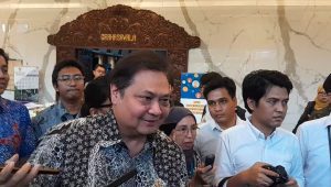 Menteri Koordinator Bidang Perekonomian Airlangga Hartarto, di kantor Kemenko Perekonomian, Jakarta, Senin, 24/3/2025 | Novia Suhari/Forum Keadilan
