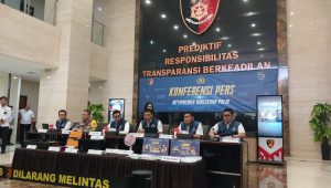 Konferensi pers penetapan tersangka 2 WN China di Gedung Bareskrim Polri, Senin, 24/3/2025 | Syahrul Baihaqi/Forum Keadilan
