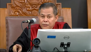 Hakim tunggal Pengadilan Negeri Jakarta Selatan (PN Jaksel) Rio Barten Pasaribu dalam sidang praperadilan kedua Sekretaris Jenderal (Sekjen) PDI Perjuangan Hasto Kristiyanto di PN Jaksel, Senin, 3/3/2025 | Ist