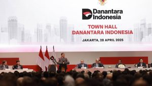 Presiden Prabowo Subianto dalam acara Town Hall Meeting Danantara di Jakarta Convention Center (JCC), Senin, 28/4/2025 |
