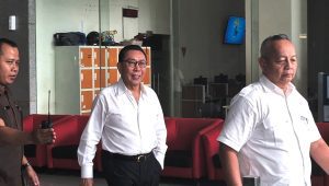 Djoko Tjandra Soegiarto usai diperiksa penyidik KPK di Gedung Merah Putih, Rabu, 9/4/2025 | Syahrul Baihaqi/Forum Keadilan
