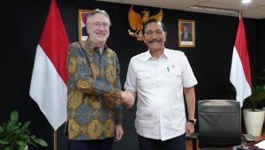 Ketua Dewan Ekonomi Nasional (DEN) Luhut Binsar Pandjaitan menerima delegasi Komite Perdagangan Internasional (INTA) dari Parlemen Uni Eropa, yang dipimpin oleh Hoon. Bernd Lange, di Jakarta, Selasa, 15/4/2025. | Instagram @luhut.pandjaitan