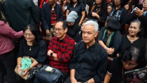 Ganjar Pranowo Hadiri Sidang Sekjen PDI Perjuangan Hasto Kristiyanto di PN Jakarta Pusat, Kamis, 17/4/2025 | Syahrul Baihaqi/Forum Keadilan
