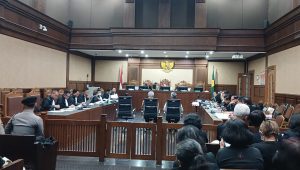 Eks Komisioner KPU Wahyu Setiawan menjadi saksi kasus PAW Harun Masiku dengan terdakwa Hasto Kristiyanto di Pengadilan Negeri Jakarta Pusat, Kamis, 17/4/2025 | Syahrul Baihaqi/Forum Keadilan