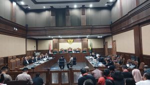 Sidang Lanjutan Hasto Kristiyanto dengan menghadirkan dua saksi yaitu Kusnadi dan Nur Hasan dalam kasus perintangan penyidikan dan suap PAW Harun Masiku di Gedung Pengadilan Tipikor, Jakarta Pusat, Kamis, 8/5/2025 | Syahrul Baihaqi/Forum Keadilan