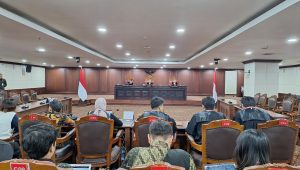 Sidang pendahuluan Gugatan Uji Formil UU TNI yang dimohonkan oleh Koalisi Masyarakat Sipil di Gedung Mahkamah Konstitusi, Rabu, 14/5/2025 | Syahrul Baihaqi/Forum Keadilan