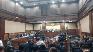 JPU pada KPK menghadirkan dua ahli di sidang lanjutan kasus Sekjen PDI Perjuangan Hasto Kristiyanto di Gedung Pengadilan Tipikor Jakarta Pusat, Senin, 26/5/2025 | Syahrul Baihaqi/Forum Keadilan