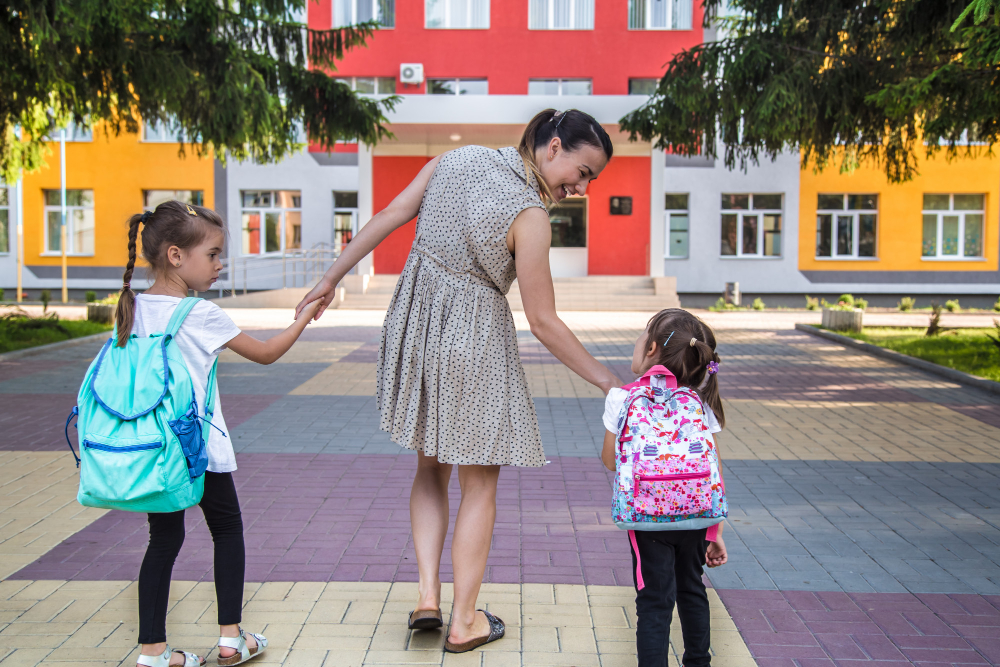 Tips Memilih Sekolah Terbaik untuk Anak: Panduan Komprehensif untuk Orang Tua