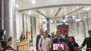 Mantan Menteri Pendidikan, Kebudayaan, Riset, dan Teknologi (Mendikbudristek) Nadiem Makarim usai diperiksa penyidik Kejaksaan Agung (Kejagung) di Gedung Bundar Kejagung, Jakarta, Senin, 23/6/2025 | Syahrul Baihaqi/Forum Keadilan