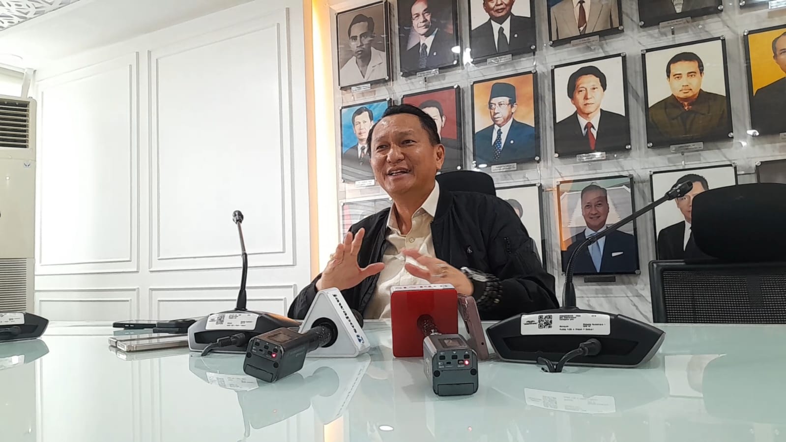 DPR Ngaku Masyarakat yang Dukung Eksploitasi Nikel Raja Ampat Tidak Direkayasa