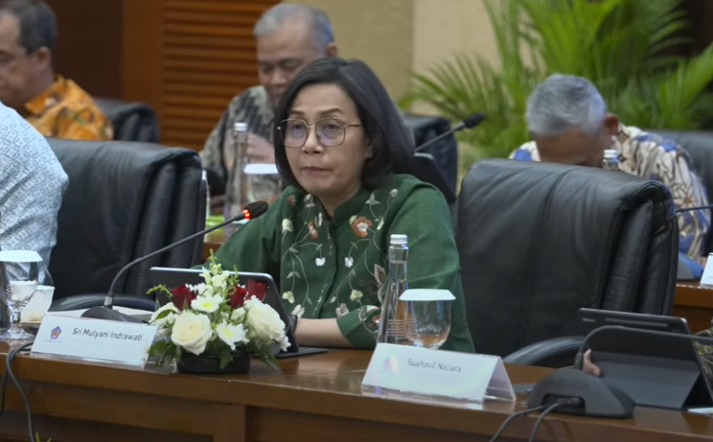 Menkeu Sri Mulyani Laporkan APBN Defisit Rp21 T Pada Mei 2025