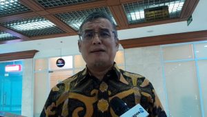 Pakar Hukum Pidana dari Universitas Muhammadiyah Jakarta (UMJ), Chairul Huda, usai RDP dengan Komisi III, di Kompleks Parlemen, Senayan, Jakarta, Kamis, 19/6/2025. | Novia Suhari/ Forum Keadilan