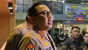Kabid Humas Polda Metro Jaya Kombes Pol Ade Ary Syam Indradi saat memberikan keterangan kepada media di Polda Metro Jaya, Selasa, 17/6/2025 | Ari Kurniansyah/Forum Keadilan