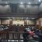 Dosen Ilmu Politik Universitas Indonesia (UI) Cecep Hidayat saat dihadirkan sebagai saksi meringankan di Sidang kasus Sekjen PDI Perjuangan Hasto Kristiyanto di Pengadilan Tipikor Jakarta Pusat, Jumat, 20/6/2025 | Syahrul Baihaqi/Forum Keadilan