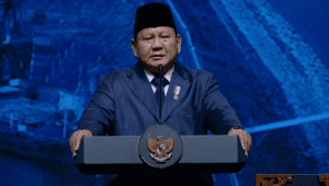 Presiden Prabowo Subianto memberikan pidato kunci saat Konferensi Internasional Infrastruktur Tahun 2025 di Jakarta Convention Center (JCC), pada Kamis, 12/6/2025 | YouTube Sekretariat Presiden