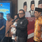 Wakil Menteri Dalam Negeriz Bima Arya (Tengah) di Kantor Kemendagri RI, Jakarta, Sabtu, 21/6/2025 | Novia Suhari/Forum Keadilan
