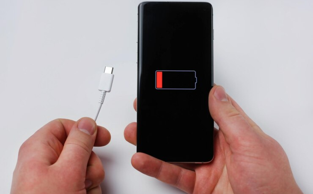 10 Tips Menghemat Baterai HP Agar Tahan Lama