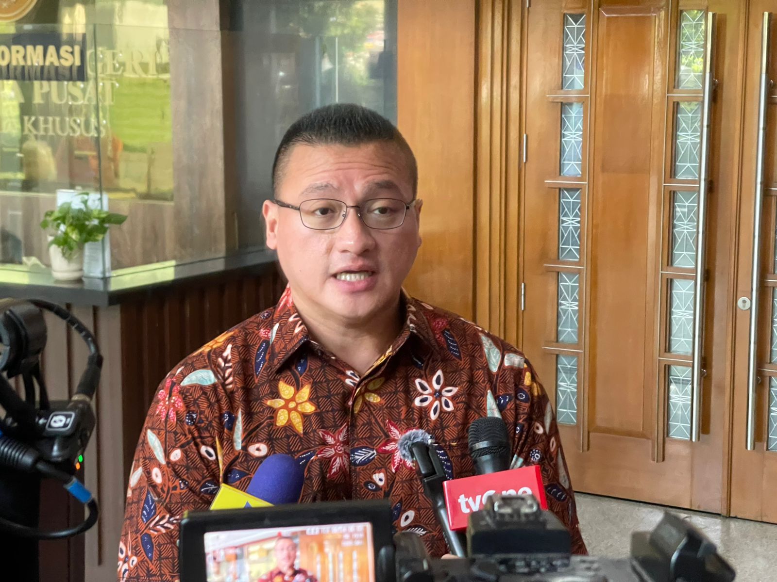 Sebut Kasus Hasto Sarat Muatan Politik, Hardiyanto Kenneth Harap Hakim Vonis Bebas