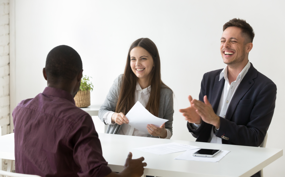 Taklukkan Rasa Gugup saat Interview Kerja Pertama Kali dengan 7 Tips Ini