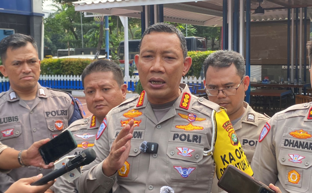 Polda Metro Klarifikasi soal ‘SIM Jakarta’: Pengemudi Tunjukkan SIM Biru Diduga Terbitan POM TNI