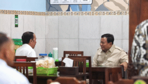 Presiden Prabowo Subianto bersama Presiden ke-7 RI Joko Widodo (Jokowi) sekaligus Ketua Dewan Pembina PSI bertemu usai Kongres PSI, Sabtu, 19/7/2025 | Instagram @prabowo