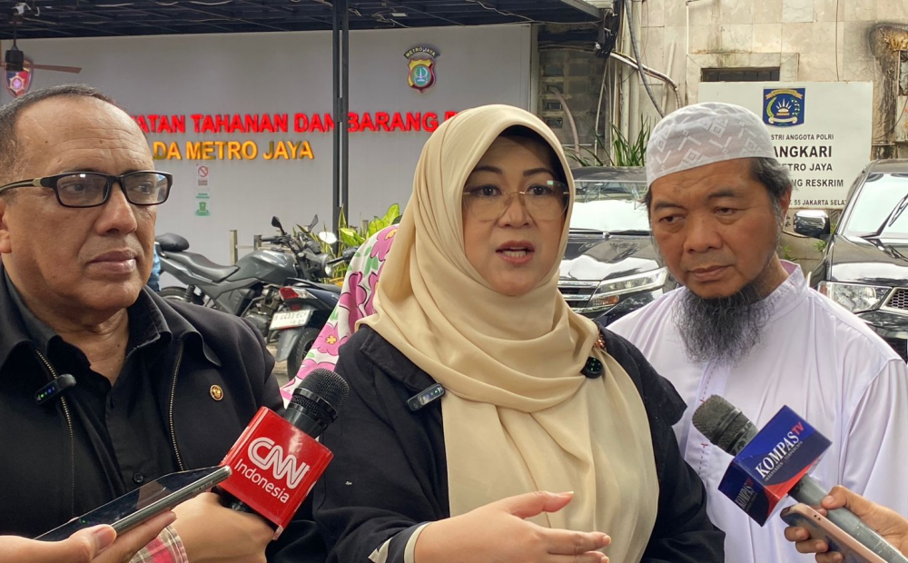 Dokter Tifa Pertanyakan Legalitas Pelapor Dugaan Ijazah Palsu: Seperti Merespons Laporan Hantu