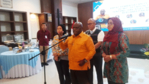 Menteri HAM Natalius Pigai di Gedung Kementerian HAM, Jakarta, Kamis, 10/7/2025 | Muhammad Reza/Forum Keadilan