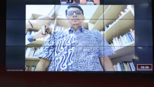 Pakar HTN UGM, Zainal Arifin Mochtar selaku Ahli dalam sidang lanjutan Undang-Undang Nomor 11 Tahun 2021 tentang Kejaksaan Republik Indonesia, Kamis, 24/07/2025, di Ruang Sidang MK. | Foto Humas/Ifa.