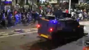 Mobil Rantis Polisi menabrak seorang pengemudi ojol di kawasan Pejompongan, Tanah Abang, Jakarta Pusat, Kamis, 28/8/2025 | Ist