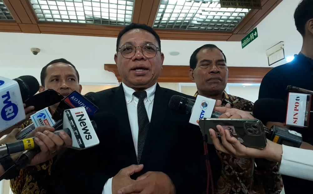 Pakar Hukum Nilai Pemilihan Inosentius Jadi Calon Hakim MK Tidak Transparan