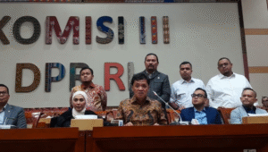 Ketua Komisi III DPR RI Habiburokhman (tengah), bersama jajaran Komisi III, di ruang rapat, Nusantara II, Parlemen, Jakarta, Rabu, 20/8/2025 | Novia Suhari/Forum Keadilan