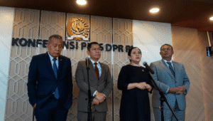 Jajaran Pimpinan DPR RI saat memberikan keterangan pers mengenai anggaran tunjangan anggota DPR RI yang menuai banyak kritik rakyat Indonesia, di Kompleks Parlemen, Senayan, Jakarta, Kamis, 21/8/2025 | Novia Suhari/Forum Keadilan