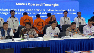 Direktorat Tindak Pidana Siber Bareskrim Polri membongkar jaringan judi online besar di Bareskrim Polri, Rabu 27/8/2025. | Ari Kurniansyah/ Forum Keadilan