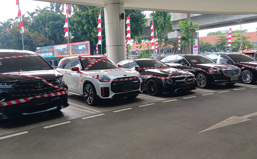 Kejagung Sita 5 Mobil yang Diduga Terafiliasi dengan Riza Chalid