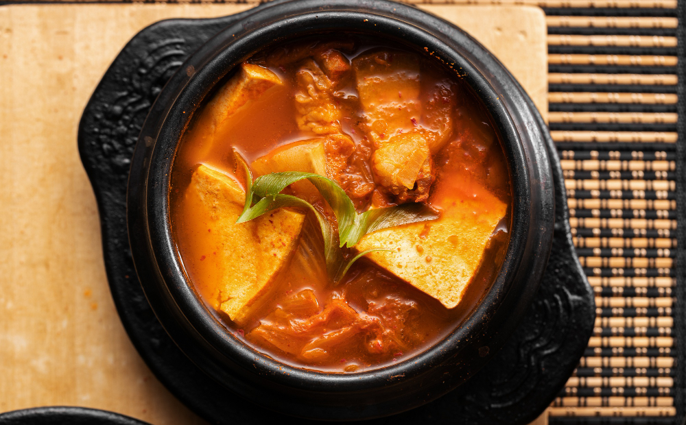 Resep Kimchi Jjigae Sundubu yang Hangat, Pedas, dan Bikin Nagih