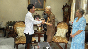 Wakil Presiden Gibran Rakabuming Raka mendatangi kediaman Wakil Presiden ke-6 RI Try Sutrisno, Rabu, 13/8/2025 | Instagram @gibran_rakabuming