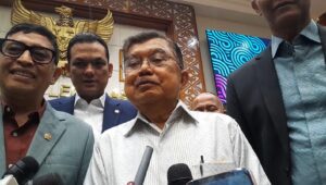 Wakil Presiden ke-10 dan ke-12 RI Jusuf Kalla (JK) di Kompleks Parlemen, Senayan, Jakarta, Kamis, 11/9/2025 | Novia Suhari/Forum Keadilan