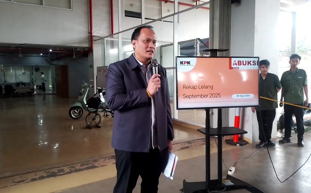 KPK Lelang Barang Rampasan Koruptor, dari Tanah hingga Mobil Mewah