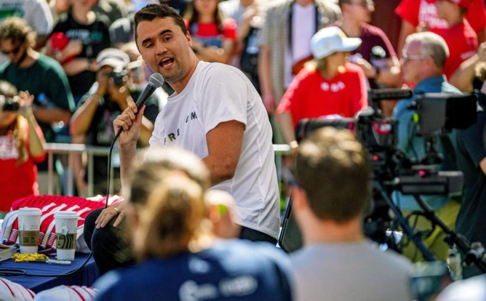 Charlie Kirk Aktivis Sayap Kanan AS Tewas Ditembak