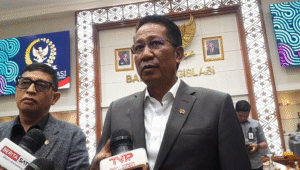 Menteri Hukum Supratman Andi Agtas bersama dengan Ketua Badan Legislasi DPR RI, Komplek Parlemen, Senayan, Jakarta, Selasa, 9/9/2025 | Novia Suhari/Forum Keadilan