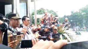 Jubir KPK Budi Prasetyo dan Kapolres Jakarta Selatan Kombes Nicolas Ary Lilipaly di Gedung Merah Putih KPK, Jakarta, Senin, 1/9/2025 | Muhammad Reza/Forum Keadilan