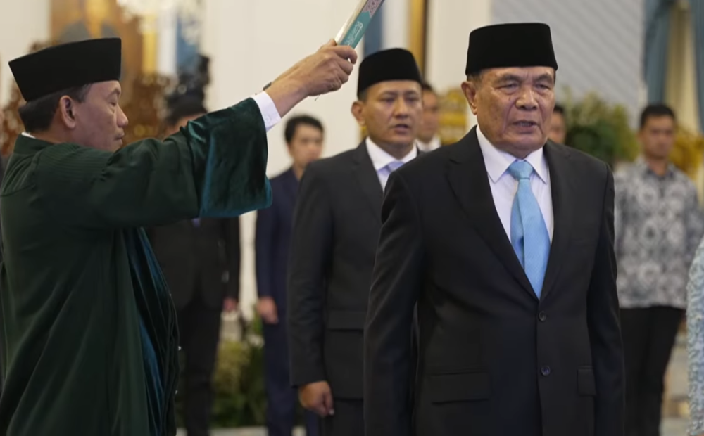 Reshuffle Kabinet Merah Putih, Prabowo Lantik Djamari Chaniago Sebagai Menko Polkam